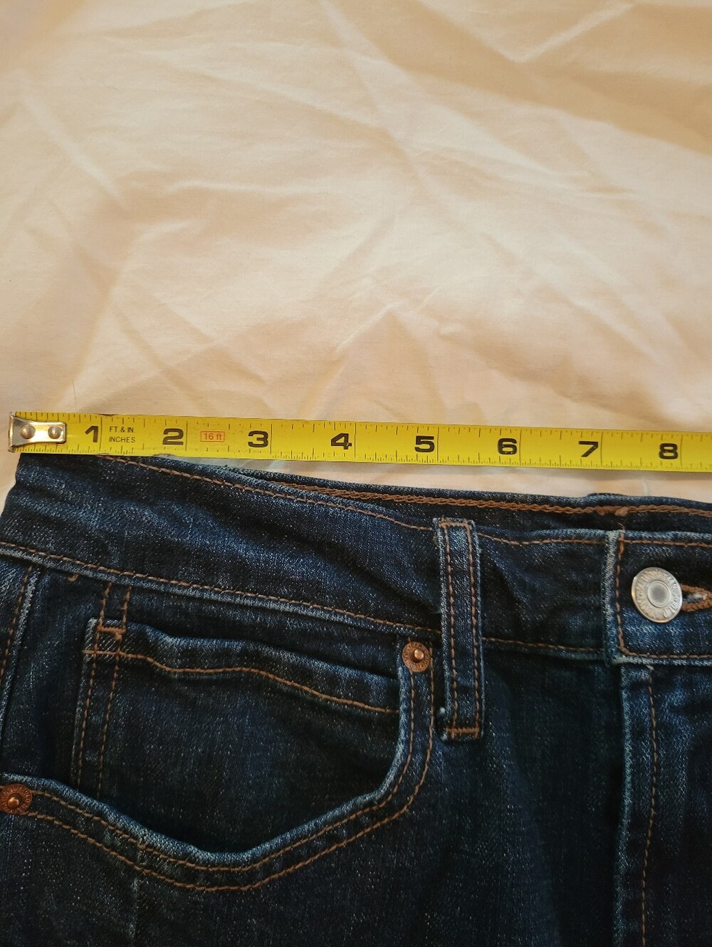 Old Navy Women's Size 6 Barrel Leg With Side Seams High-Rise Ankle Jeans - Picture 5 of 9